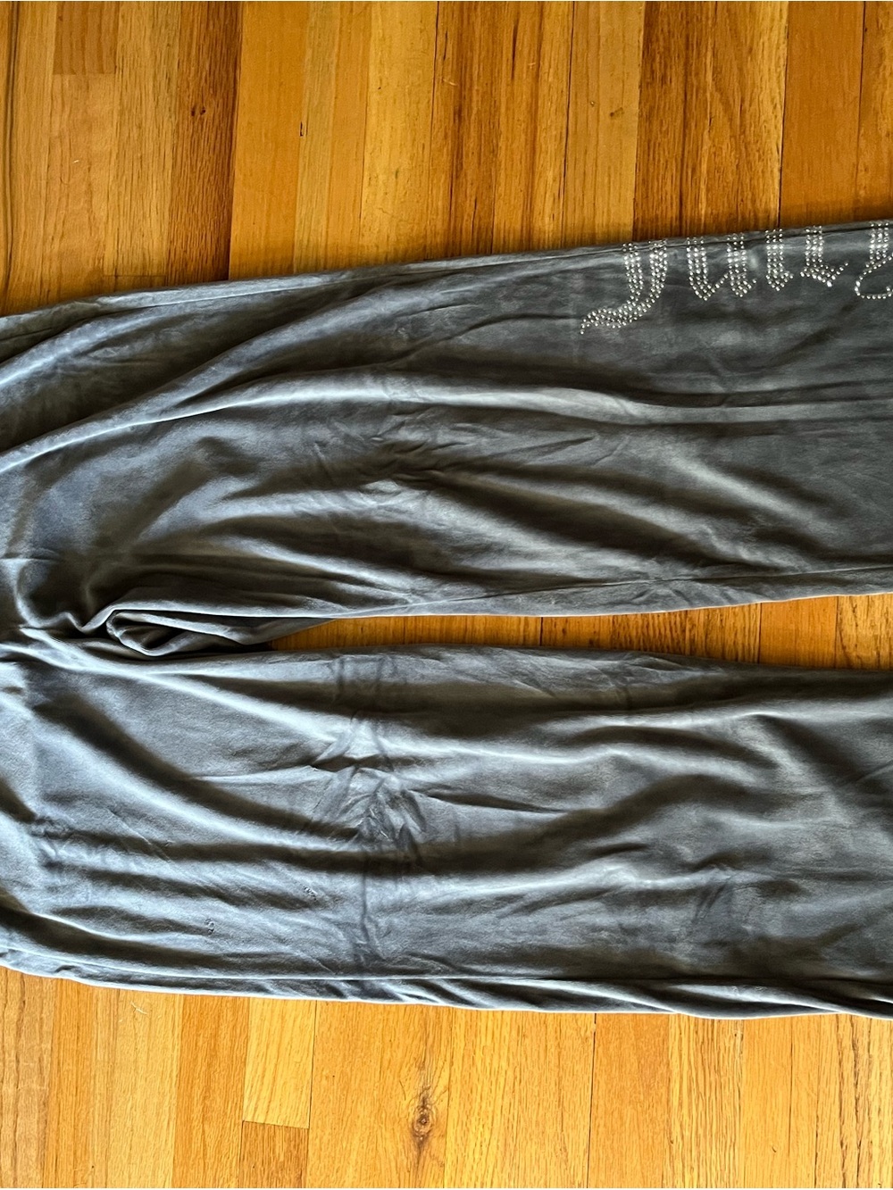 Juicy Couture Gray Velour Joggers with Rhinestone Logo size large